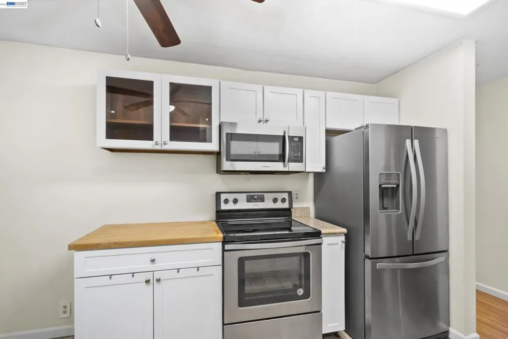 16006 E 14Th St #218 San Leandro, CA 94578