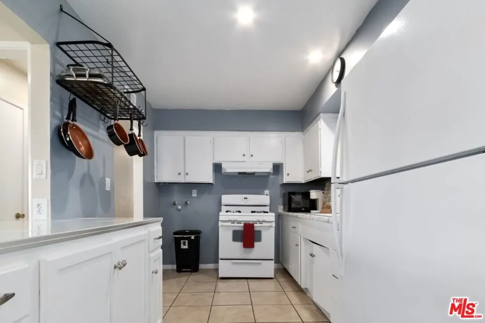 38457 Sumac Avenue Palmdale, CA 93550