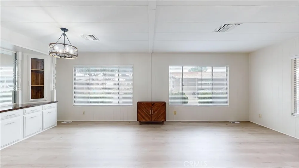 3595 Santa Fe Ave #73 Long Beach, CA 90810