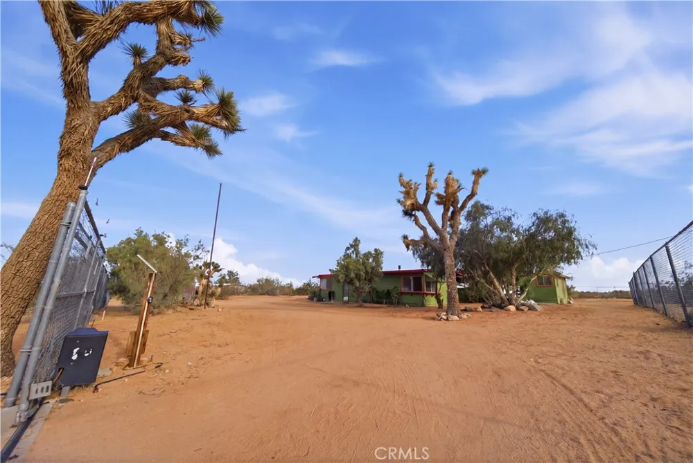 60153 Stearman Landers, CA 92285