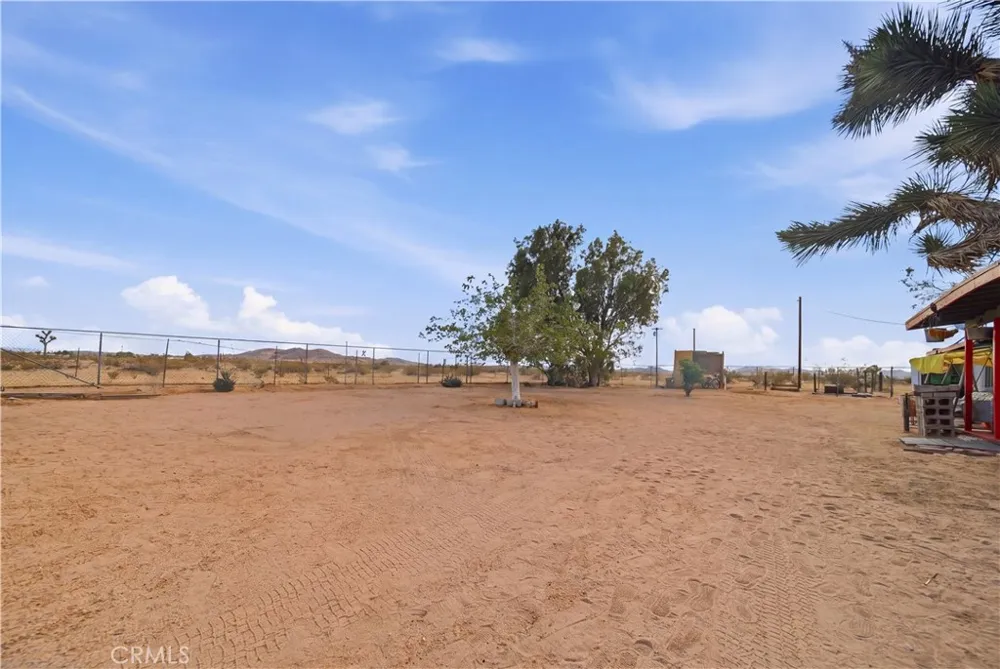 60153 Stearman Landers, CA 92285