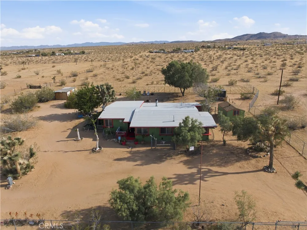 60153 Stearman Landers, CA 92285