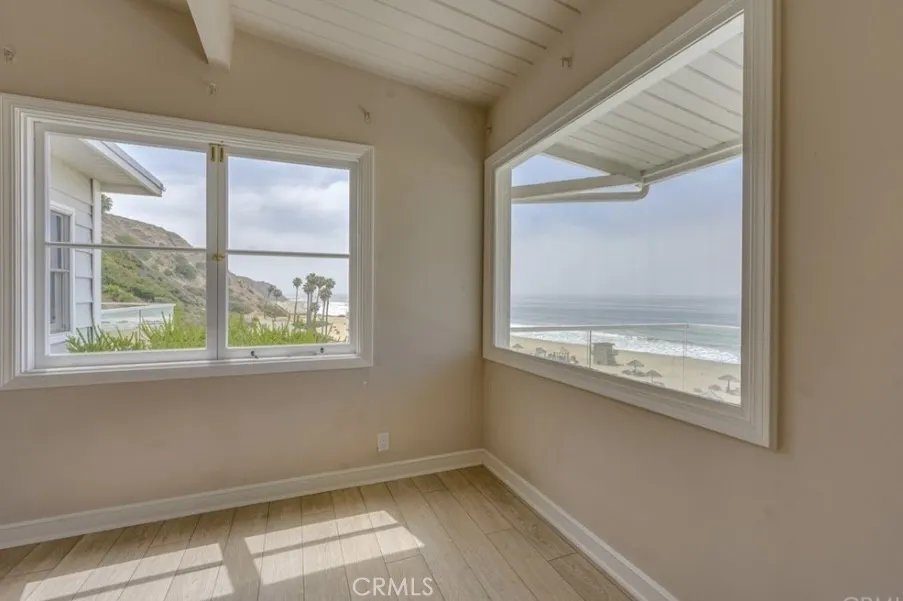 122 Spindrift Lane Rancho Palos Verdes, CA 90275