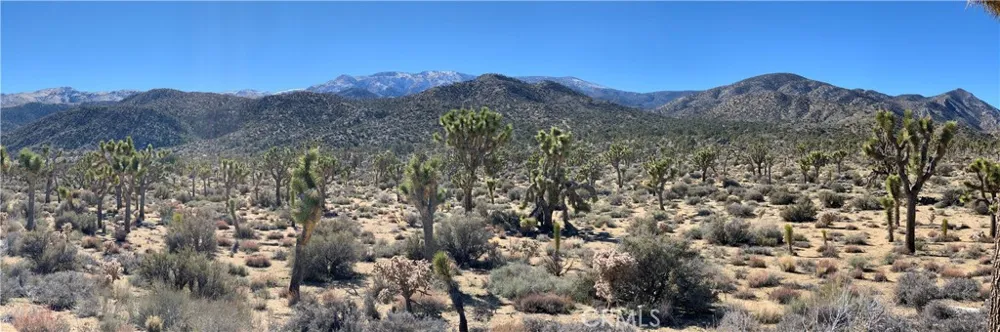 27 Vista Road Pioneertown, CA 92356