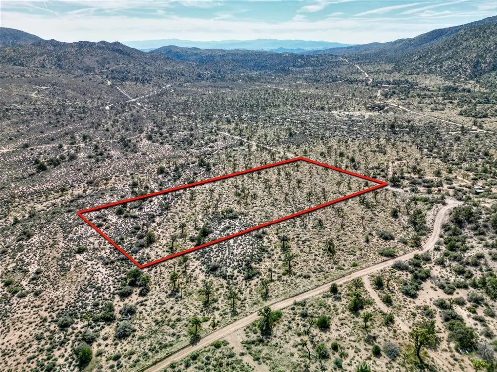 26 Vista Road Pioneertown, CA 92356
