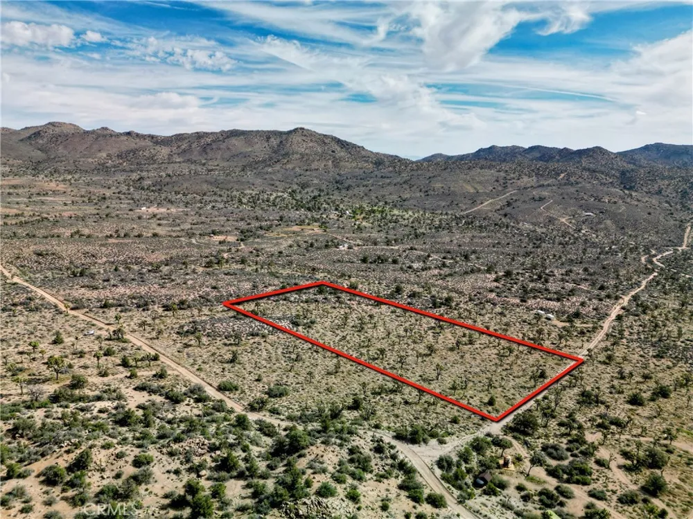 26 Vista Road Pioneertown, CA 92356