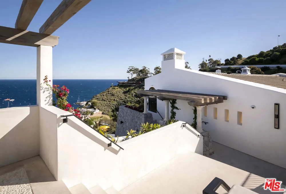 335 Wrigley Road Avalon, CA 90704
