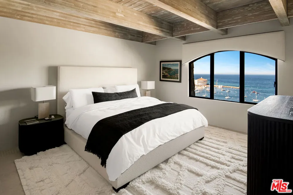 335 Wrigley Road Avalon, CA 90704