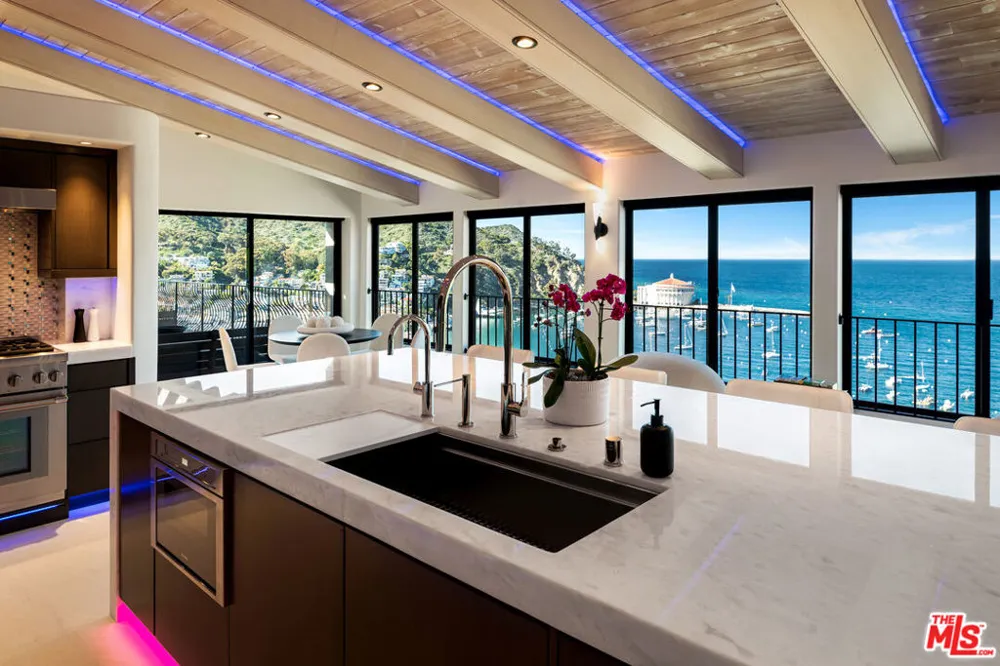 335 Wrigley Road Avalon, CA 90704
