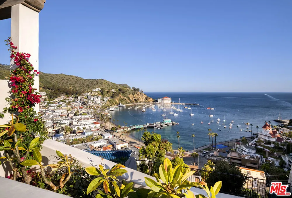 335 Wrigley Road Avalon, CA 90704