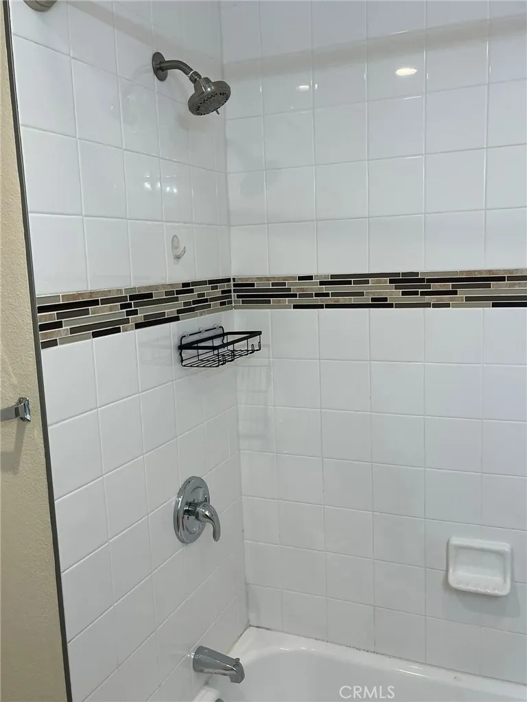 3495 E 21st #B Highland, CA 92346