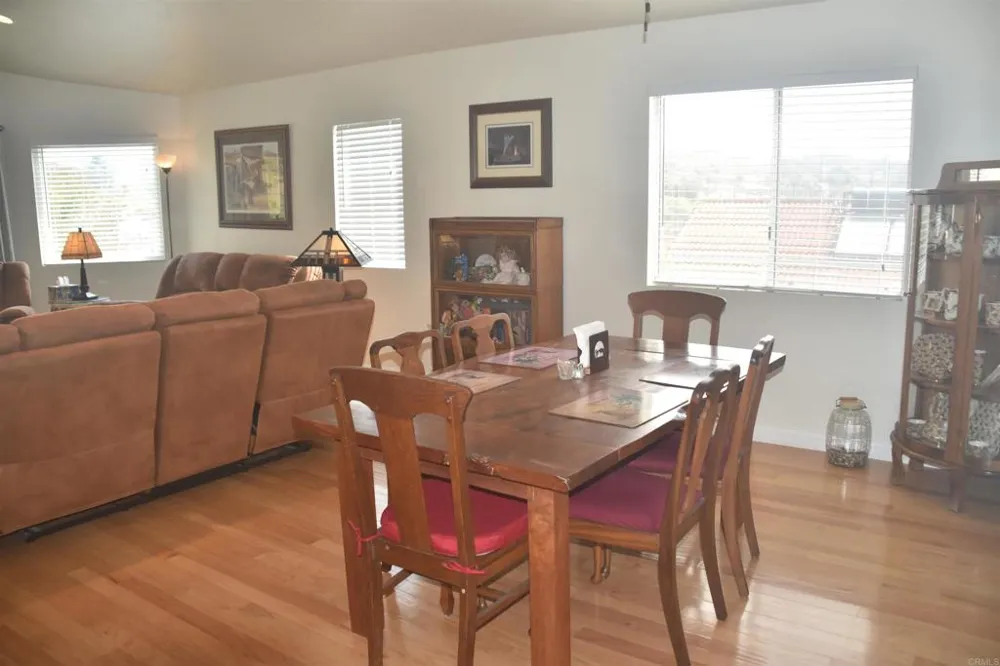 5436 Fairgreen Way Bonsall, CA 92003