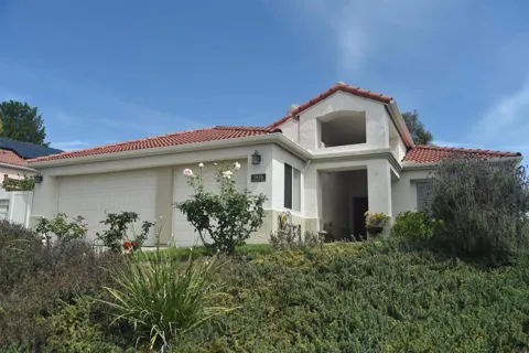 5436 Fairgreen Way