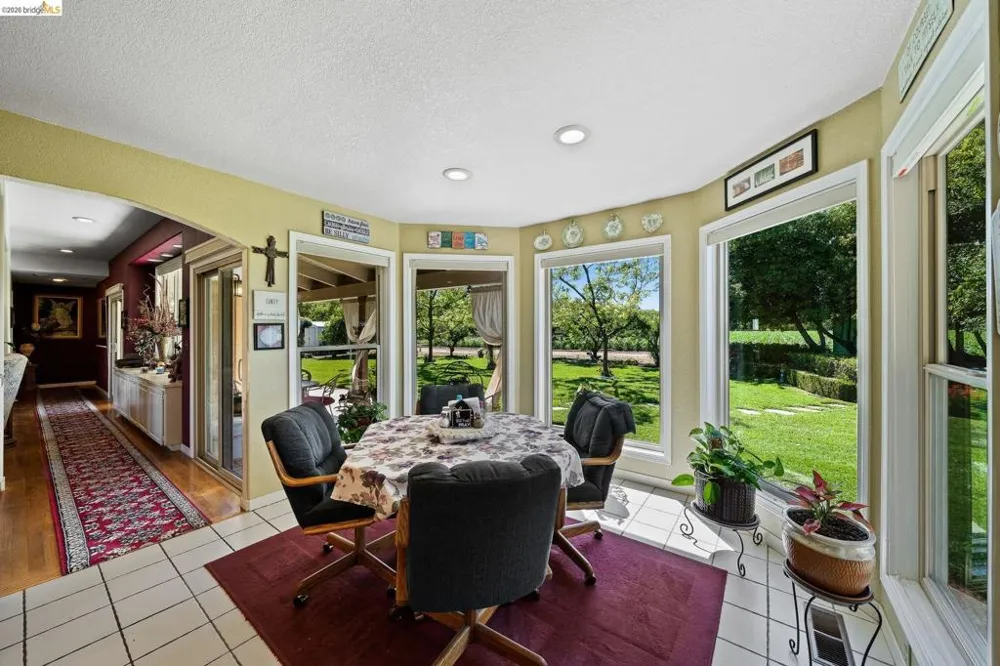 2445 Taylor Ln Byron, CA 94514