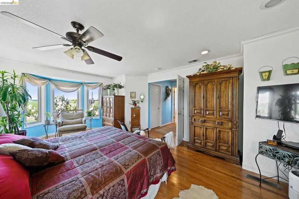 2445 Taylor Ln Byron, CA 94514