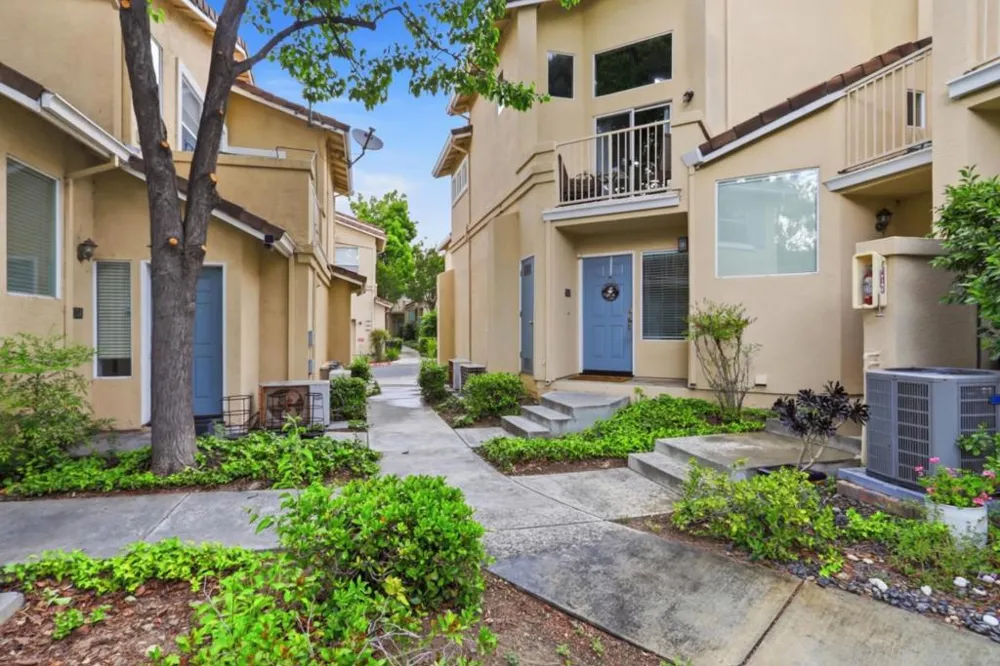 552 Cityscape Place San Jose, CA 95136