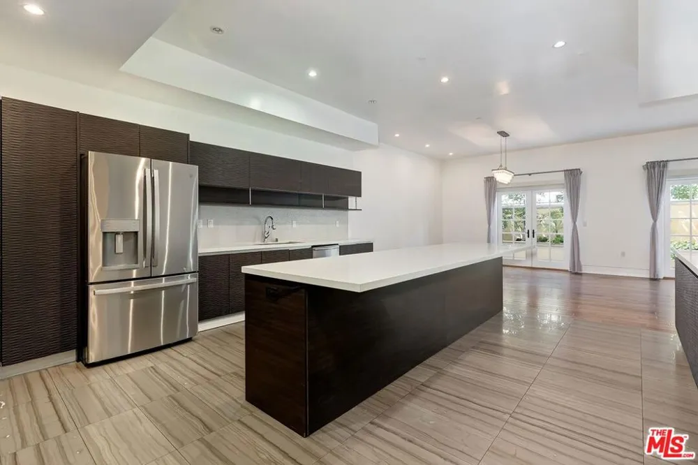 225 S Hamilton Drive #106 Beverly Hills, CA 90211