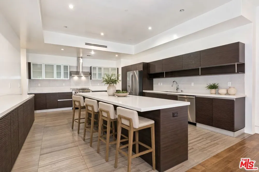 225 S Hamilton Drive #106 Beverly Hills, CA 90211