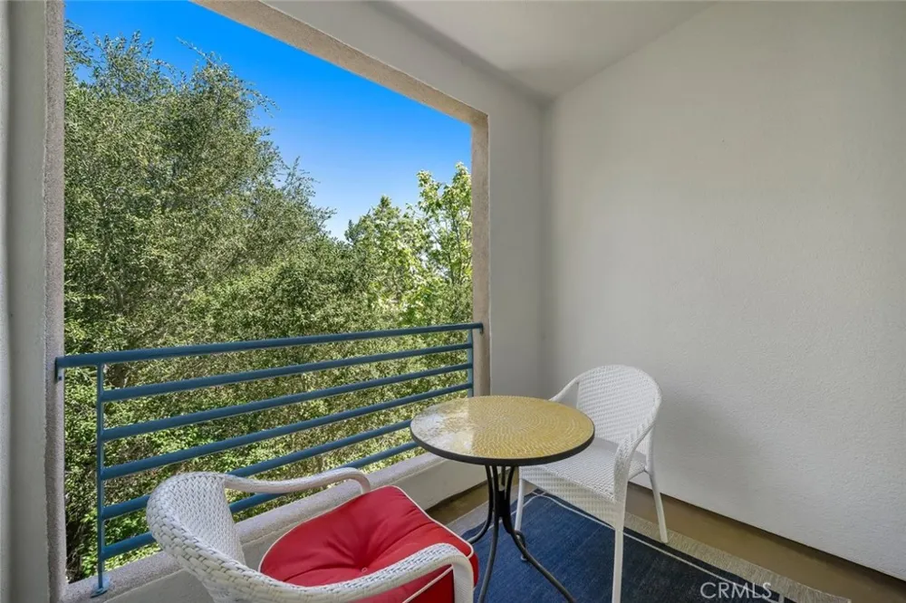 3594 Broad Street #204 San Luis Obispo, CA 93401