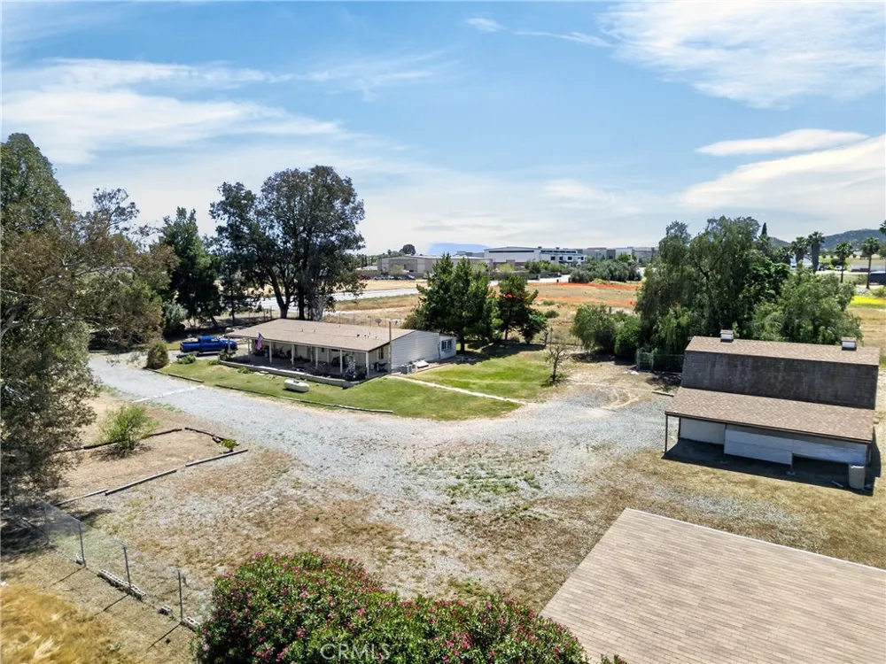 33255 Zeiders Menifee, CA 92584
