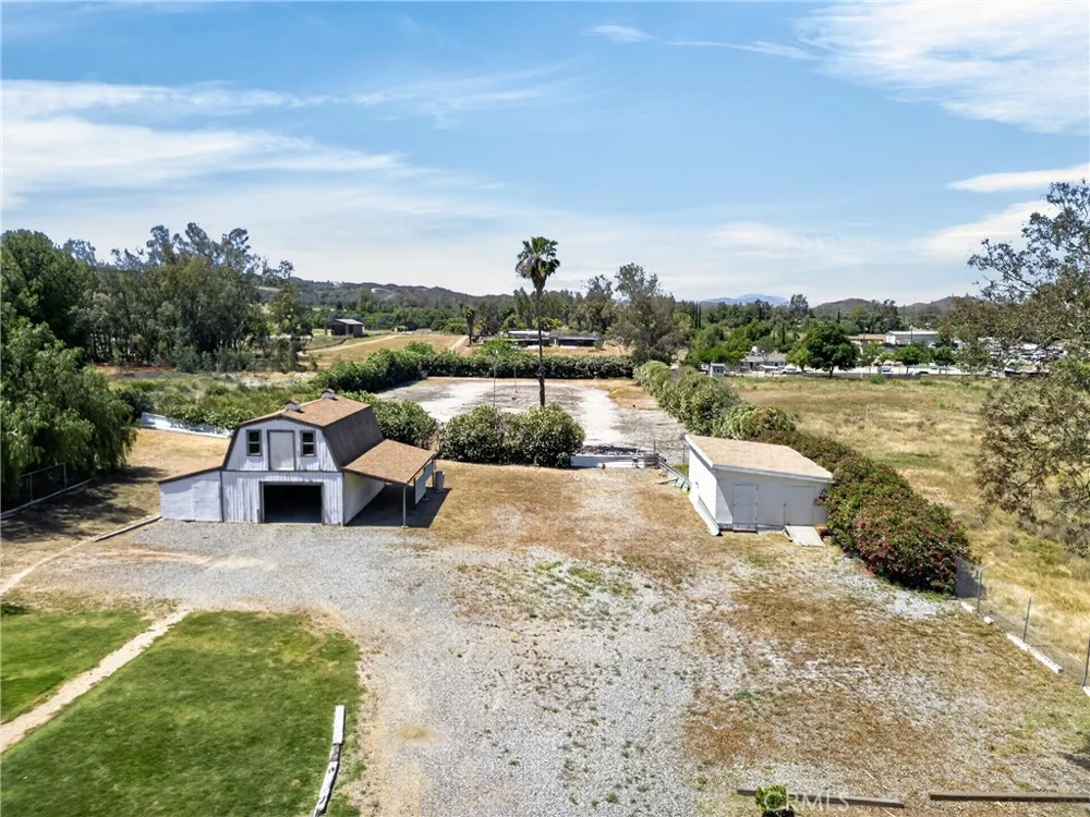 33255 Zeiders Menifee, CA 92584