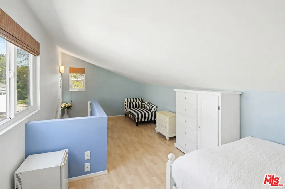19525 Starfish Lane Huntington Beach, CA 92648