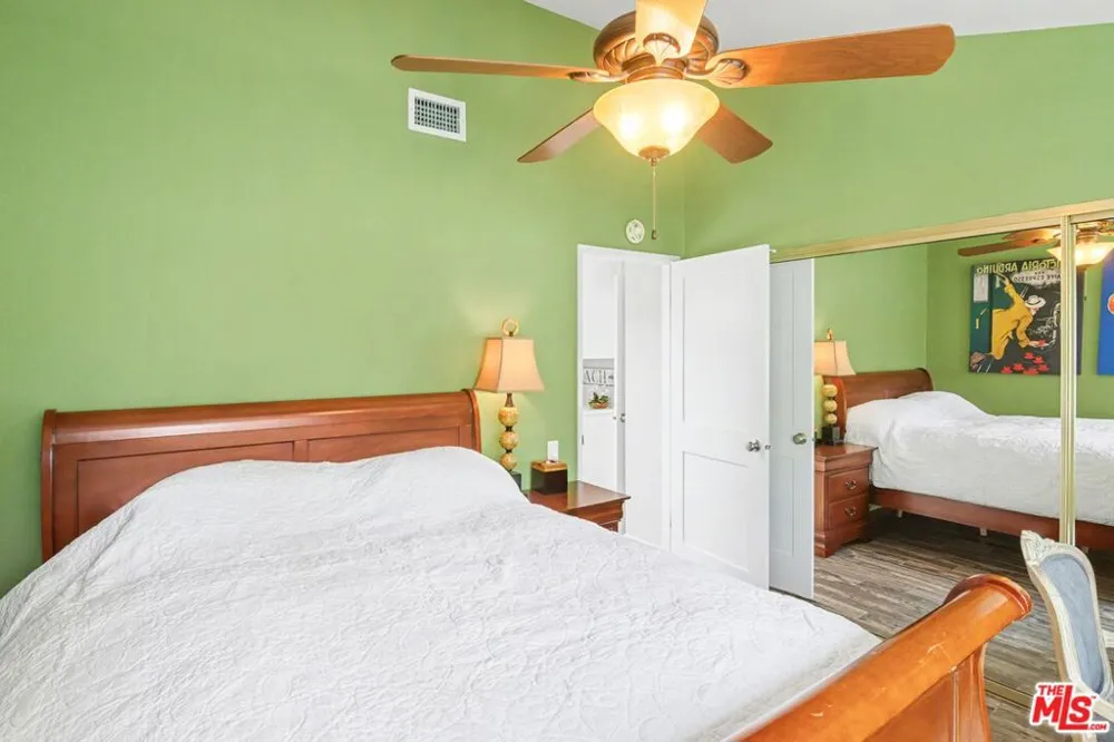 19525 Starfish Lane Huntington Beach, CA 92648
