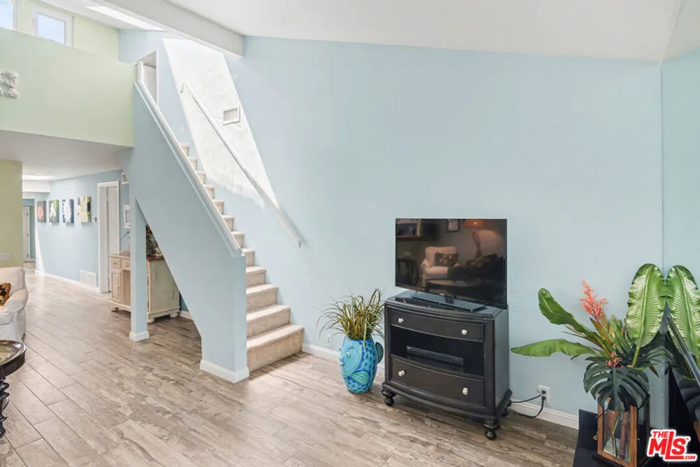 19525 Starfish Lane Huntington Beach, CA 92648