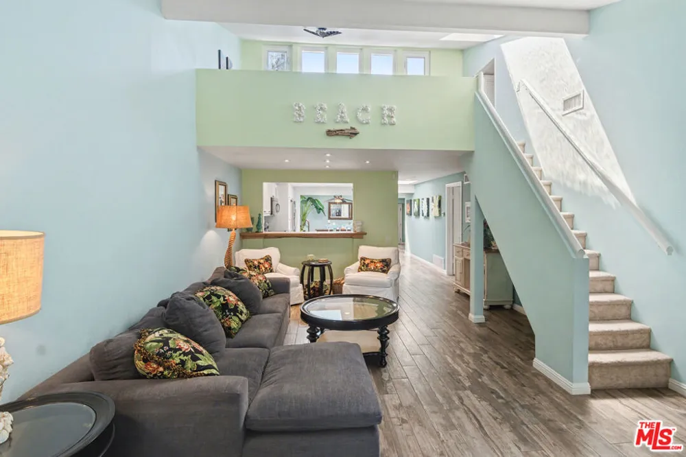 19525 Starfish Lane Huntington Beach, CA 92648