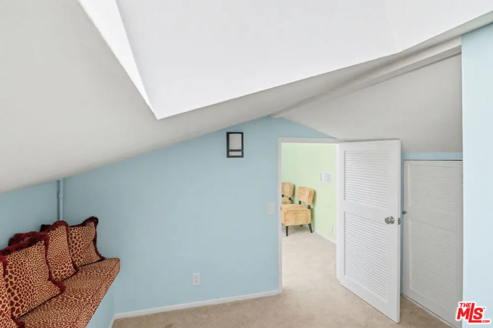 19525 Starfish Lane Huntington Beach, CA 92648