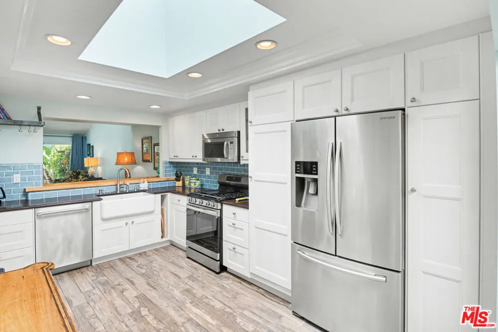 19525 Starfish Lane Huntington Beach, CA 92648