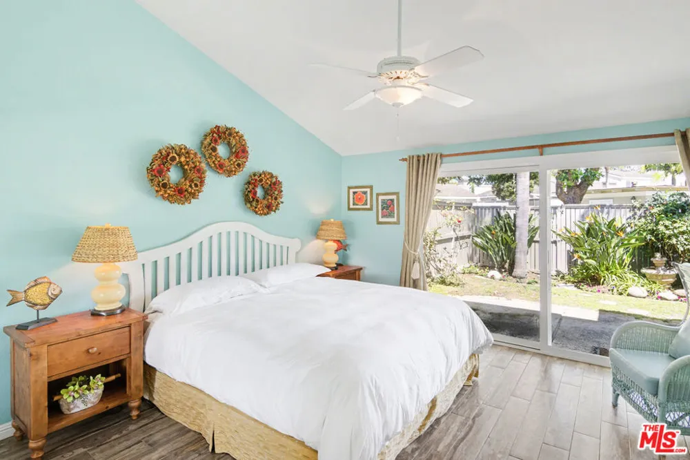 19525 Starfish Lane Huntington Beach, CA 92648