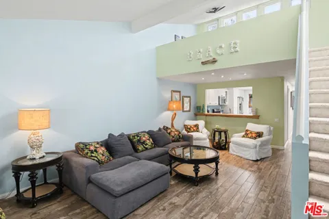 19525 Starfish Lane