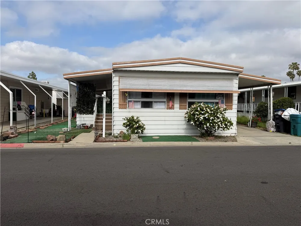 2755 SW Arrow Hwy #171 La Verne, CA 91750
