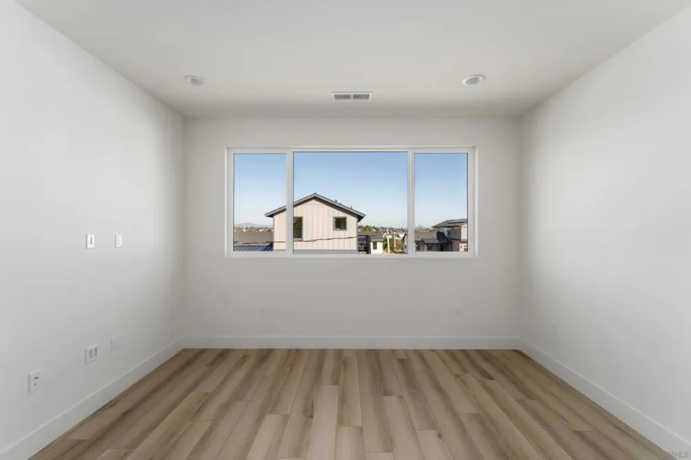 702 Passion Court Vista, CA 92083