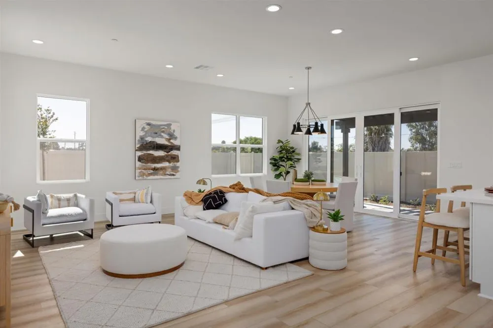 702 Passion Court Vista, CA 92083