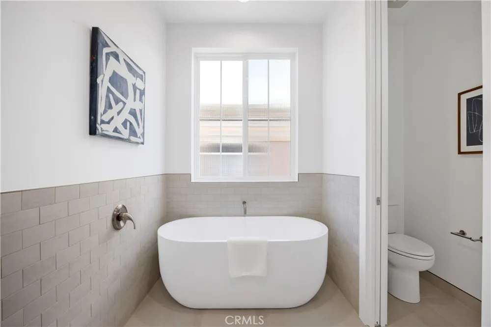 2420 Ives Lane #B Redondo Beach, CA 90278