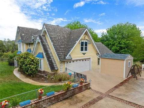 32162 Leslie St.