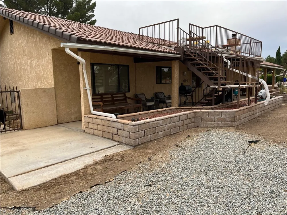 14988 Blue Grass Helendale, CA 92342