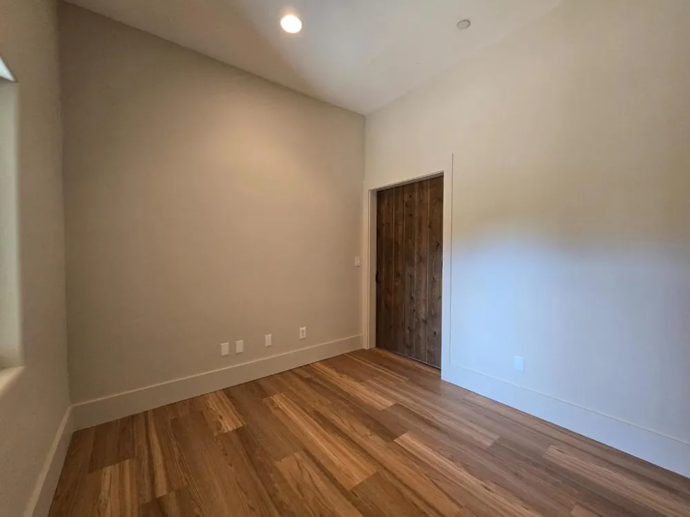 17329 Mcguffie Road Salinas, CA 93907