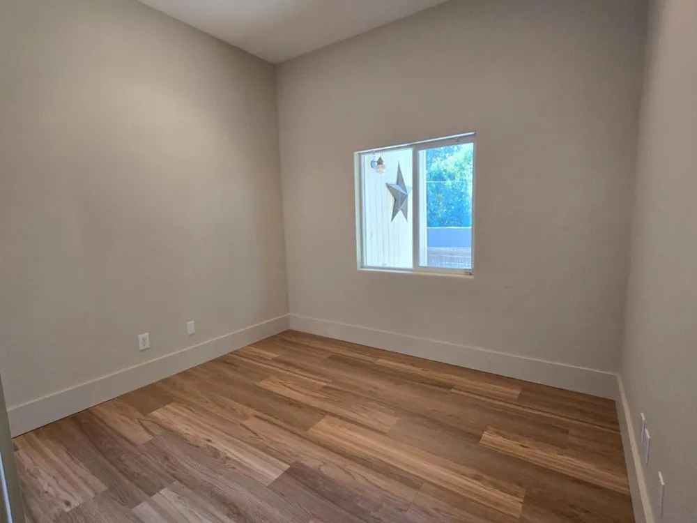 17329 Mcguffie Road Salinas, CA 93907