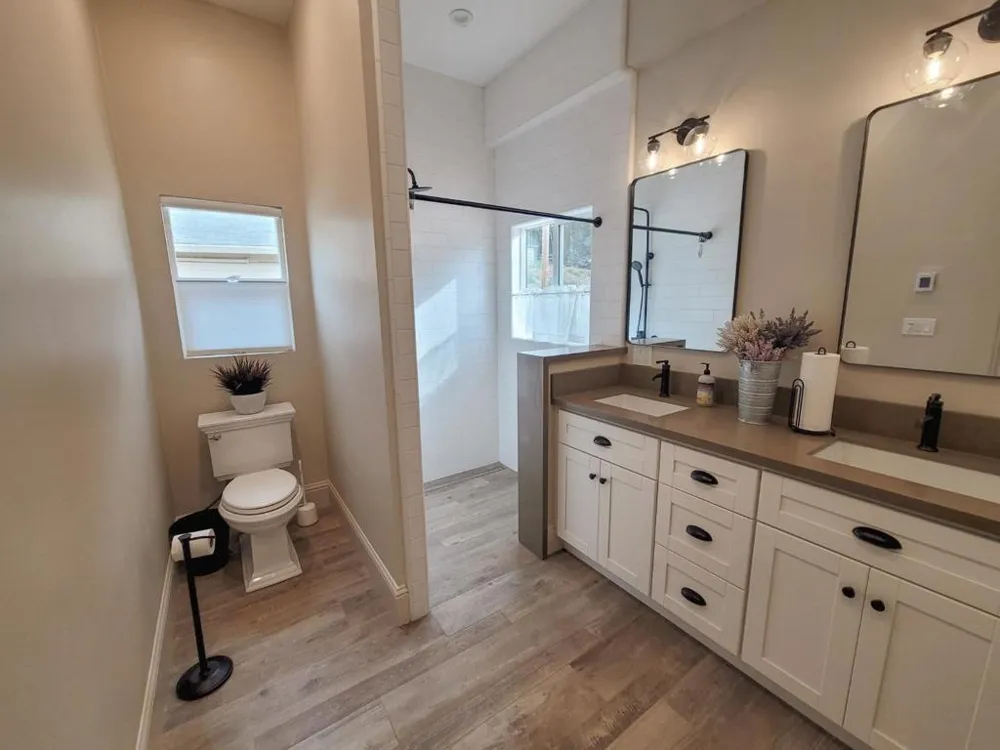 17329 Mcguffie Road Salinas, CA 93907