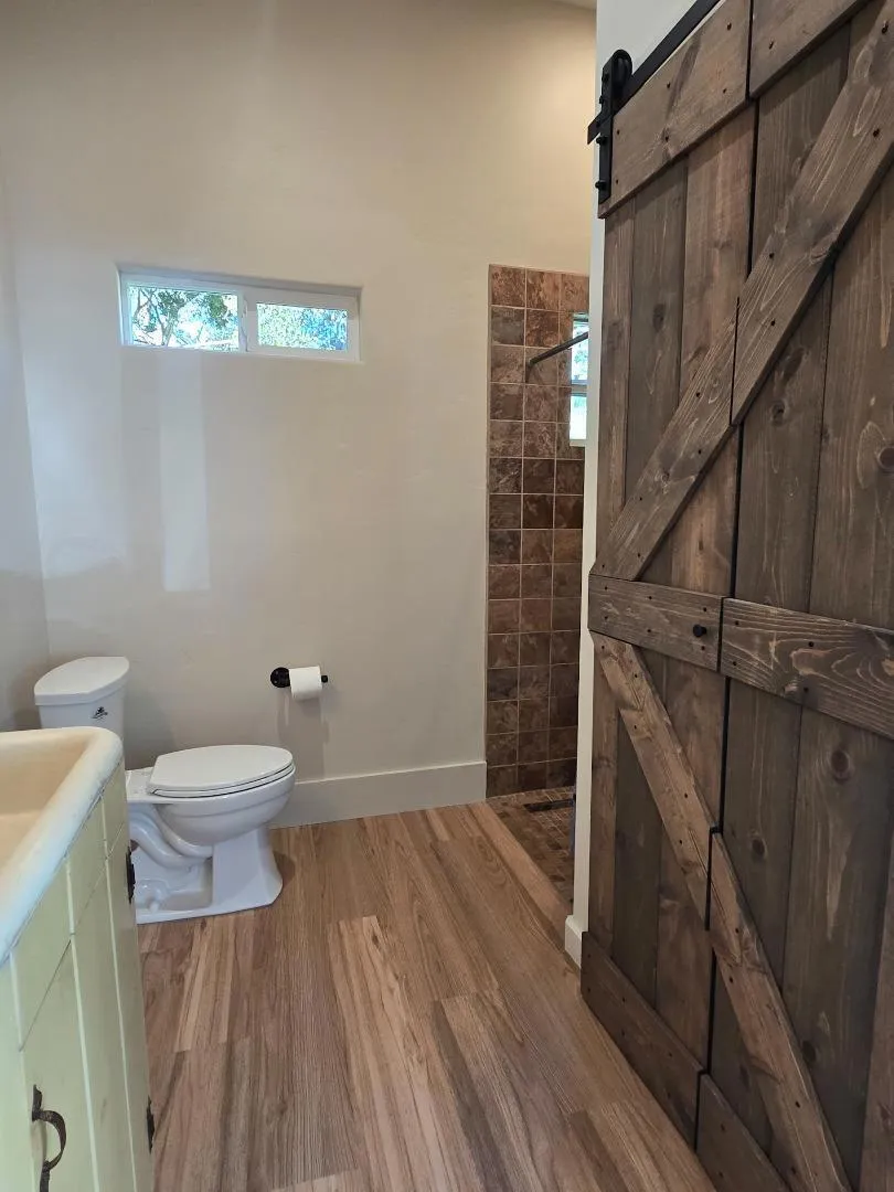 17329 Mcguffie Road Salinas, CA 93907