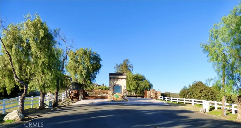 22990 Sky Mesa Road Homeland, CA 92548