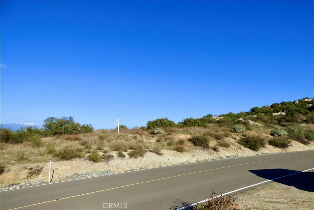 22990 Sky Mesa Road Homeland, CA 92548