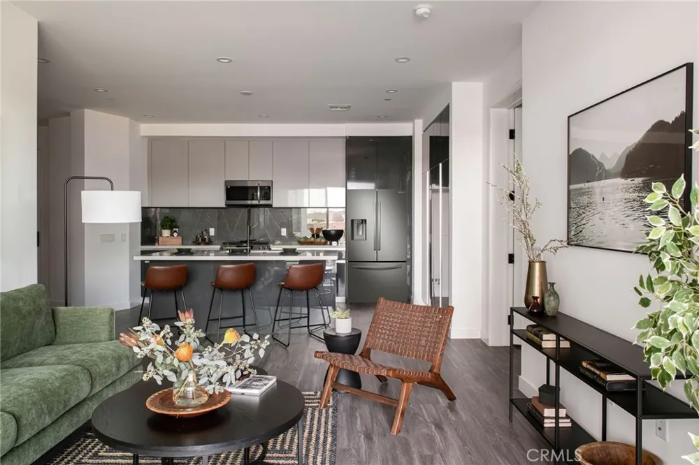 118 Astronaut Ellison S Onizuka Street #206 Los Angeles, CA 90012