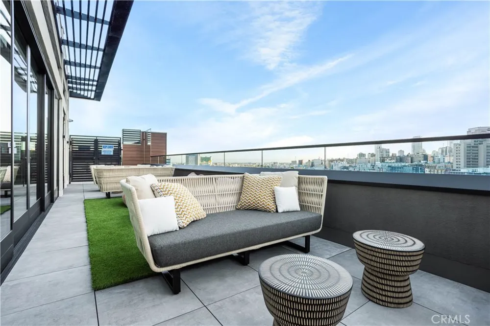 118 Astronaut Ellison S Onizuka Street #206 Los Angeles, CA 90012