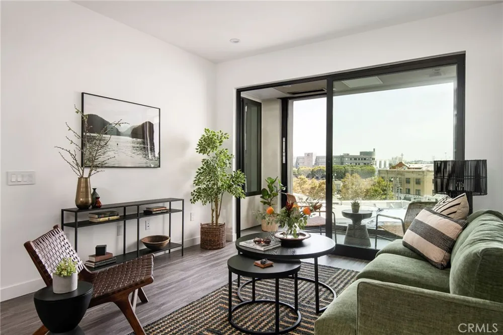 118 Astronaut Ellison S Onizuka Street #206 Los Angeles, CA 90012