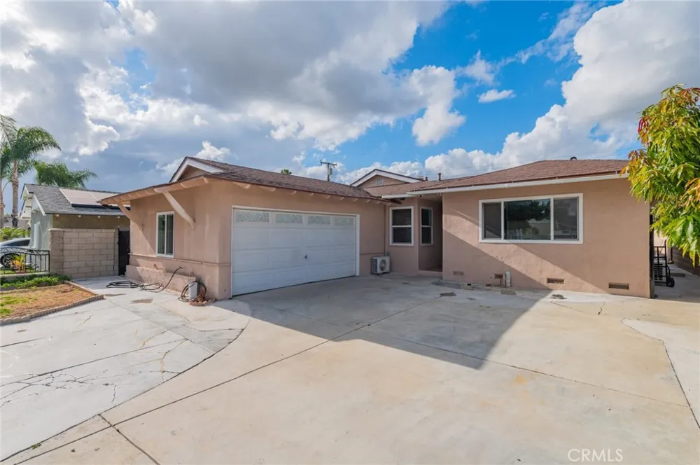 15611 Mulvane La Puente, CA 91744
