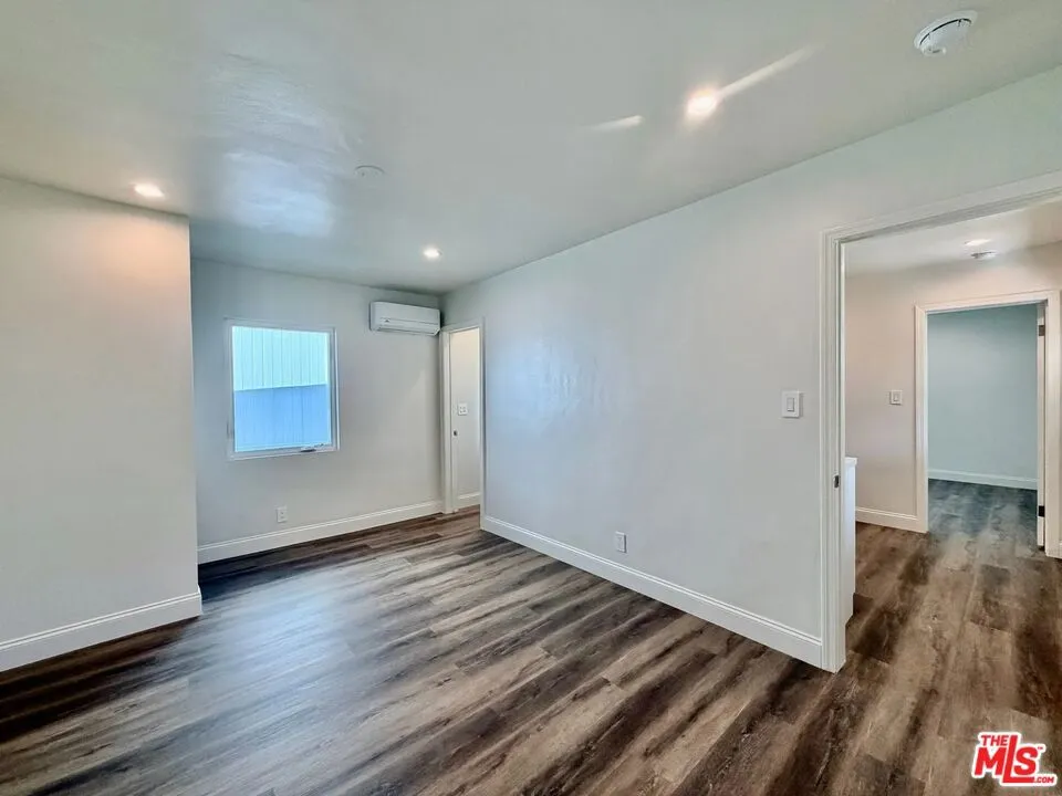 501 S Gaylord Drive Burbank, CA 91505